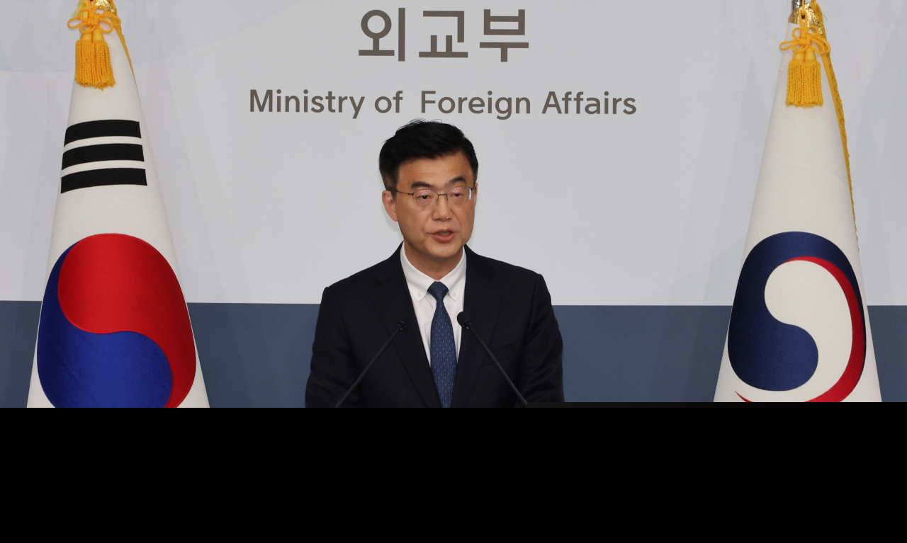 Foreign ministry spokesperson Lee Jae-woong speaks during a regular press briefing at the foreign ministry building in Seoul on Tuesday. (Yonhap)